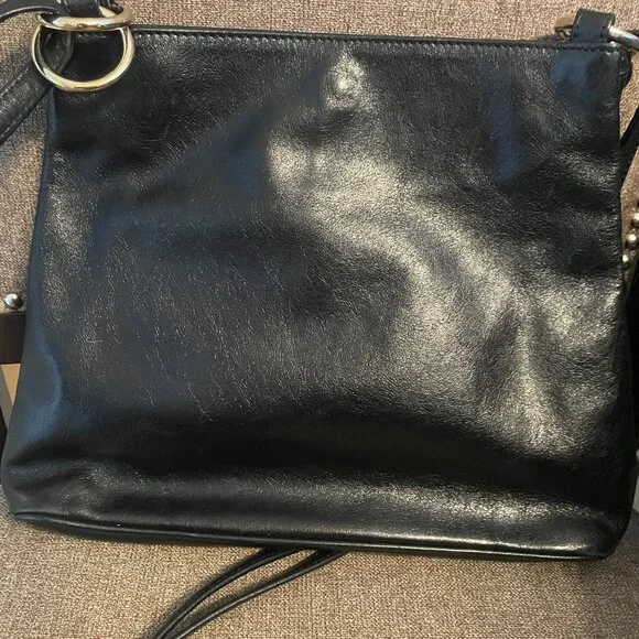Holt Renfrew Vintage Leather Black Bag - Picture 3 of 9